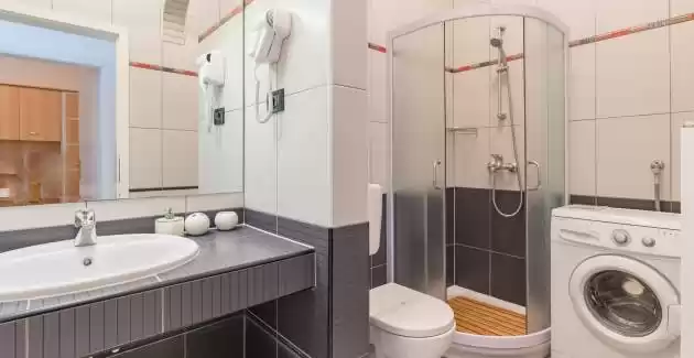 Appartamento Black and White - Senior Suite in Villa Vizula