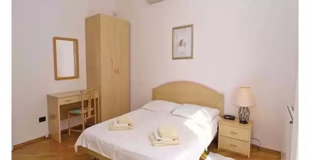 Appartamento Black and White - Senior Suite in Villa Vizula