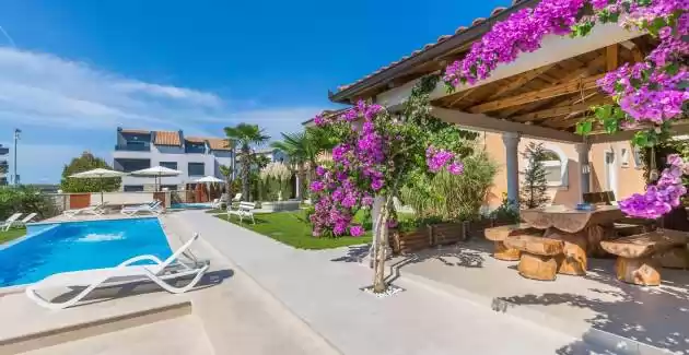 Appartamento Junior Suite Red a Villa Vizula