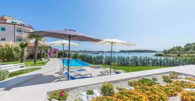 Appartamento Junior Suite Red a Villa Vizula