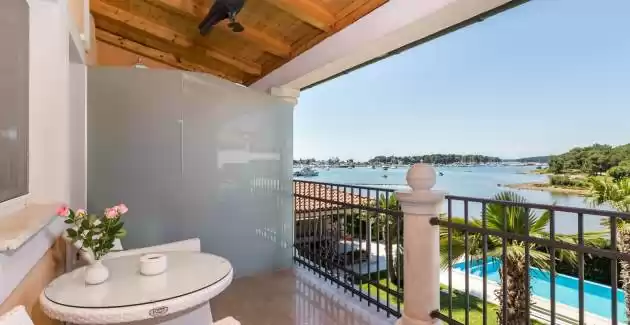 Appartamento Junior Suite Red a Villa Vizula