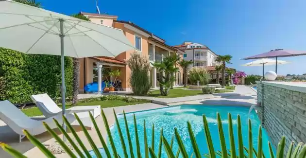 Appartamento Junior Suite Red a Villa Vizula