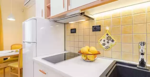 Apartman Yellow Junior Suite u Villi Vizula