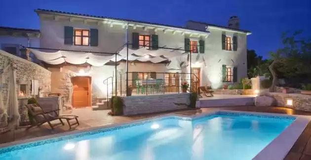 Villa Gelci with heated pool - Trget