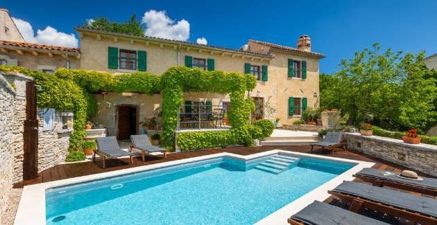 Villa Gelci mit beheiztem Pool - Trget