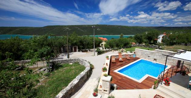 Villa Gelci with heated pool - Trget