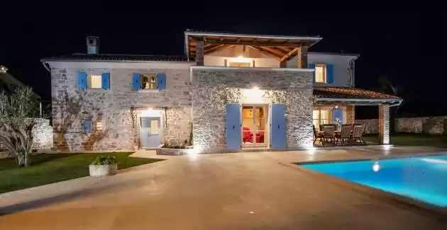 Exclusive Villa Tomani