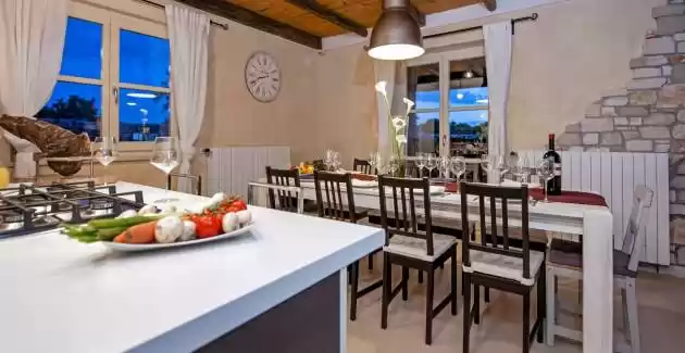 Exclusive Villa Tomani
