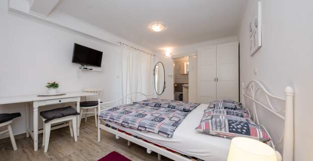 Studio Apartment Makaus A1 Supetarska Draga