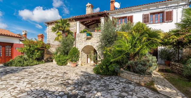 Istrian House Peresiji / Apartman AUB