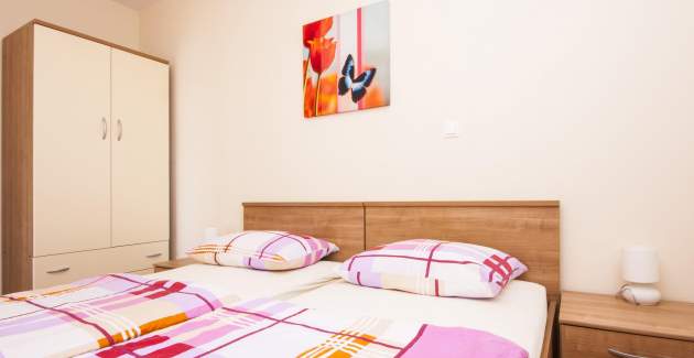 Apartment Smilje A1 - Rogoznica