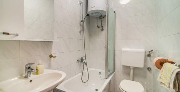 Apartment Pino Rabac A1