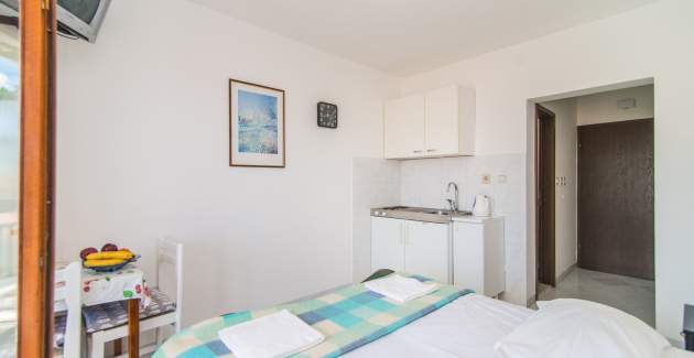 Studio Apartment Pino Rabac A6