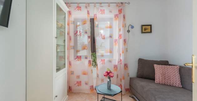 Ferienwohnung Tiha Luna A1 mit zwei Schlafzimmern