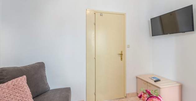 Ferienwohnung Tiha Luna A1 mit zwei Schlafzimmern