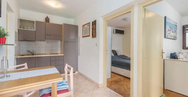 Ferienwohnung Tiha Luna A1 mit zwei Schlafzimmern