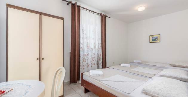 Dvosobni apartman Rovis A4