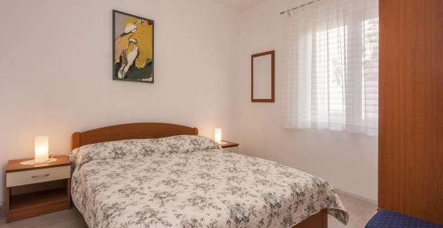 Apartment Vinka Brodarica A1