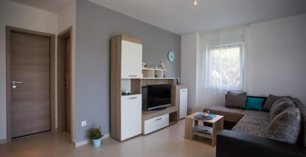 Apartment Enelani A2 - Kastel Stafilic