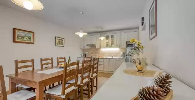 Villa Ladonja con piscina privata e sauna