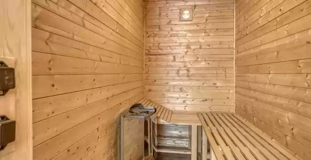Villa Ladonja con piscina privata e sauna