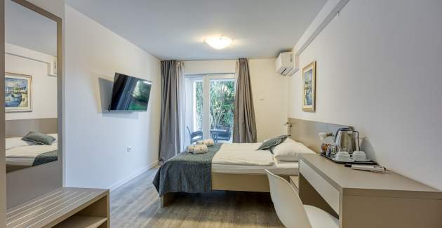 Deluxe Room A5 with Terrace - Villa Ladavac B&B