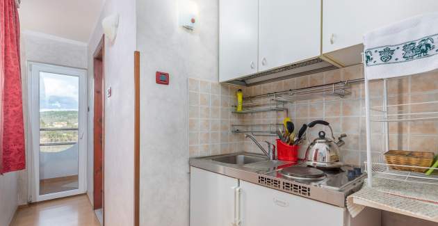Studio apartman Laura A1