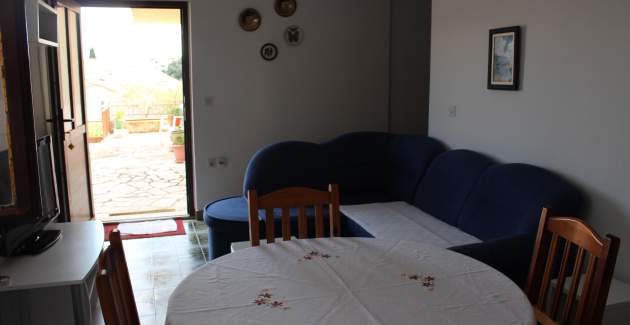 Apartment Marinovic A2 - Supetar