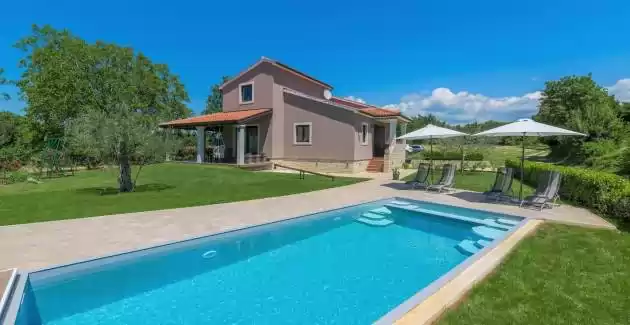 Ferienhaus Vita mit privatem Pool