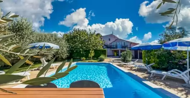 Ferienhaus Gianni mit privatem Pool