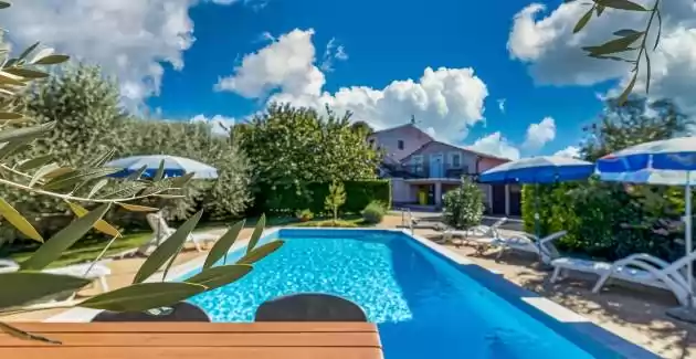 Casa Vacanze Gianni con piscina privata