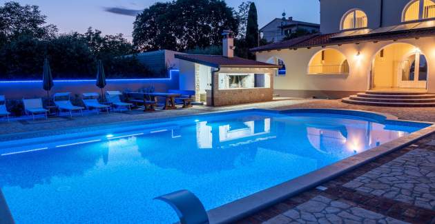 Apartman sa četiri spavaće sobe br.5 u Via Flavia
