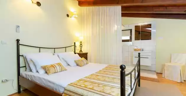 Authentic House Villa Albazora in Central Istria
