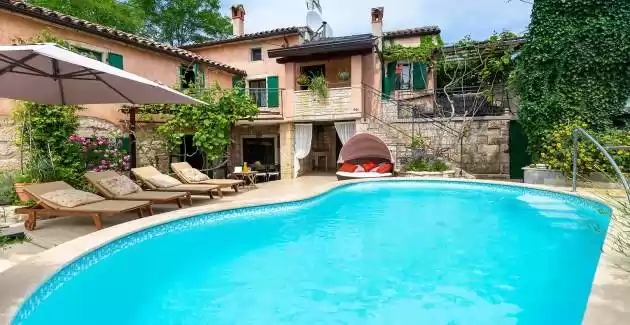Authentic Villa Albazora in Central Istria