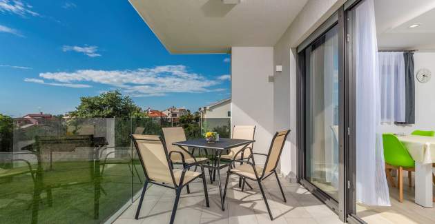 Apart Residence Blue Sea - Apartment A2 mit Terrasse