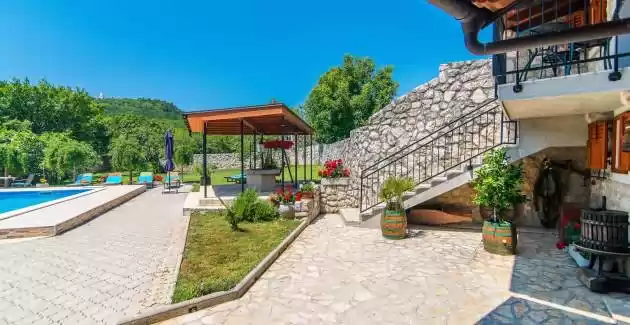 Casa vacanze in Pietra Villa Prelec con Piscina privata