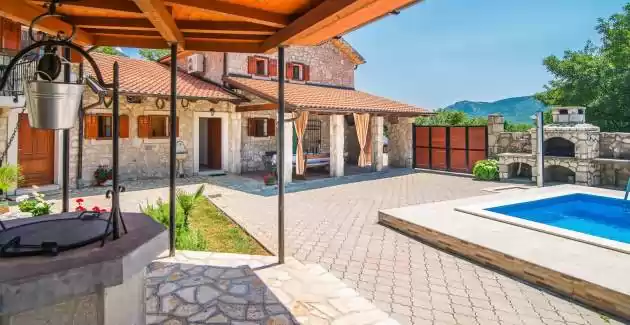 Casa vacanze in Pietra Villa Prelec con Piscina privata