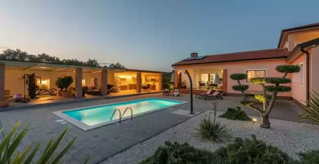 Villa Sant'Anna con piscina privata
