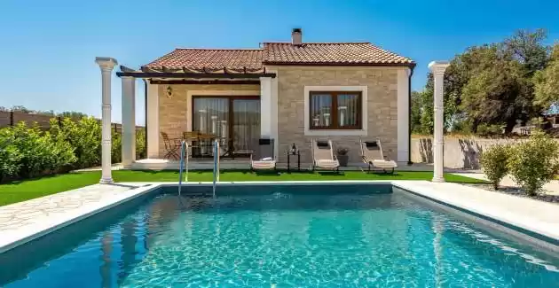 Affascinante Villa Aldonna - Bibinje