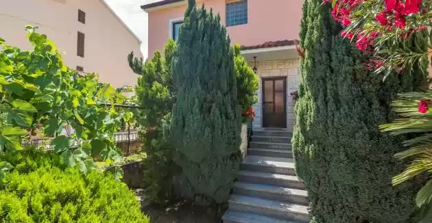 Apartment Magdalena with balcony - left