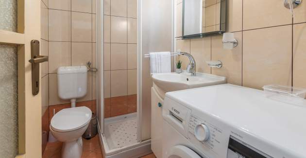 Kuća za odmor Nono s bazenom i jacuzzijem