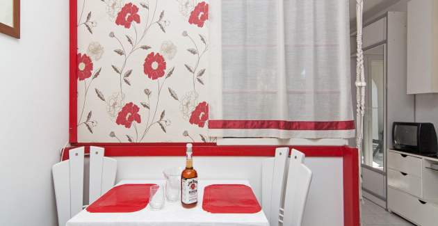 Apartments Lara Studio for two