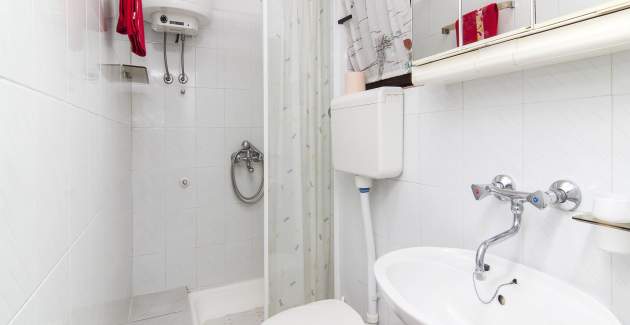 Studio Apartment Lara