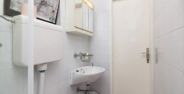 Apartments Lara Studio for two