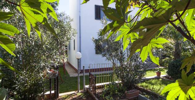 Apartments Ana Valbandon-Studio for two