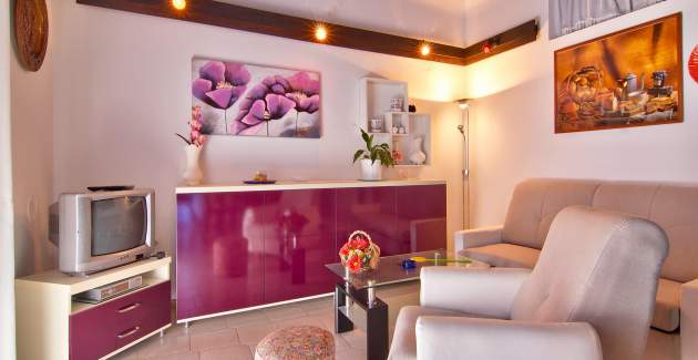 Apartments Lara due Camere 4