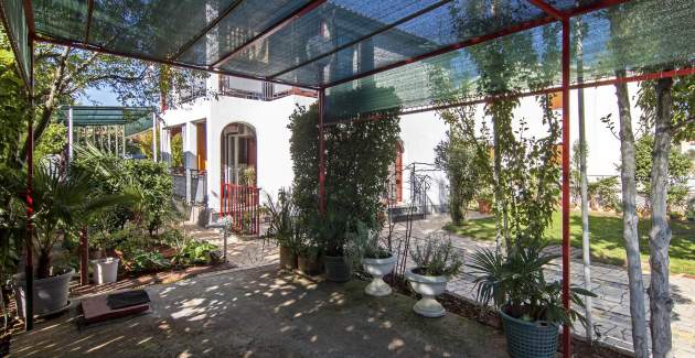 Apartments Lara due Camere 4