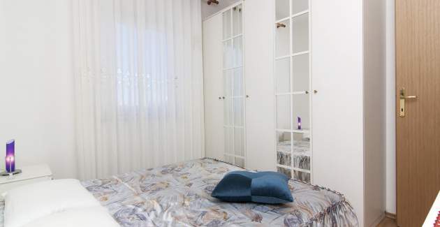 Apartments Ana Valbandon/ Two bedrooms Lavanda