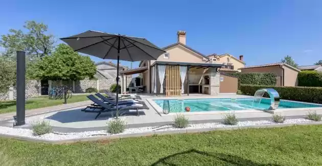 Villa Lana with private pool near Labin
