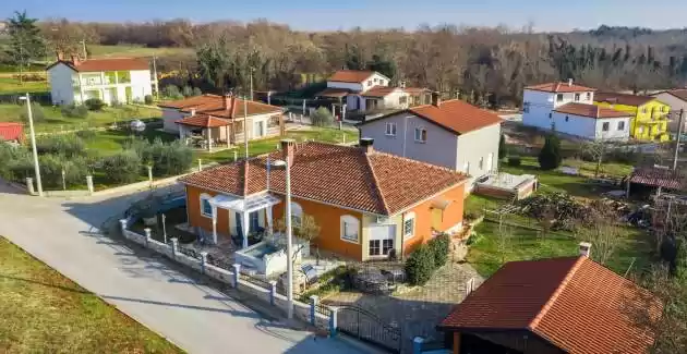 Apartment David mit Whirlpool in der Nähe von Umag